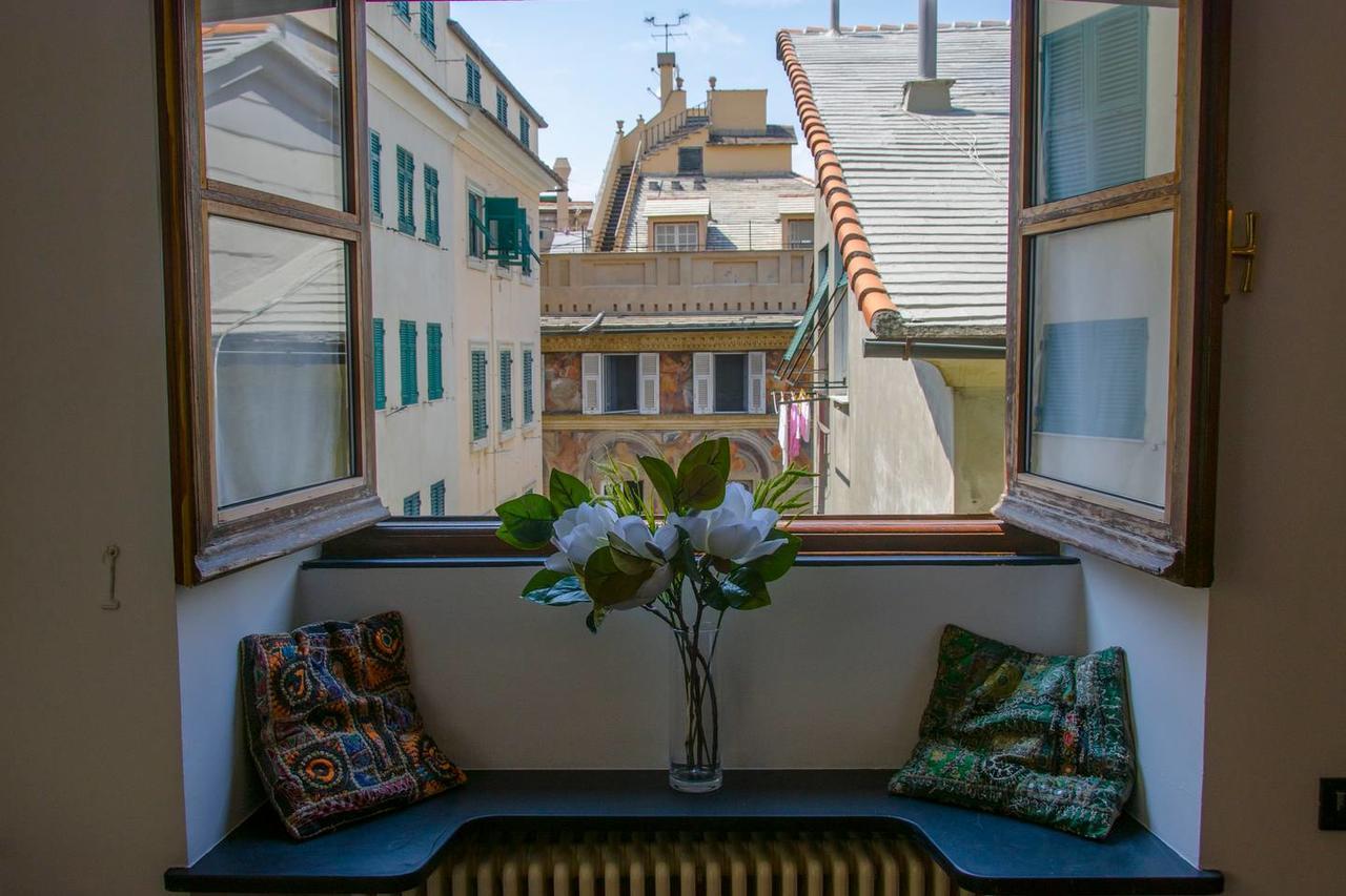 Joivy Colorful Flat For 5 Close To Piazza De Ferrari Genoa Bagian luar foto