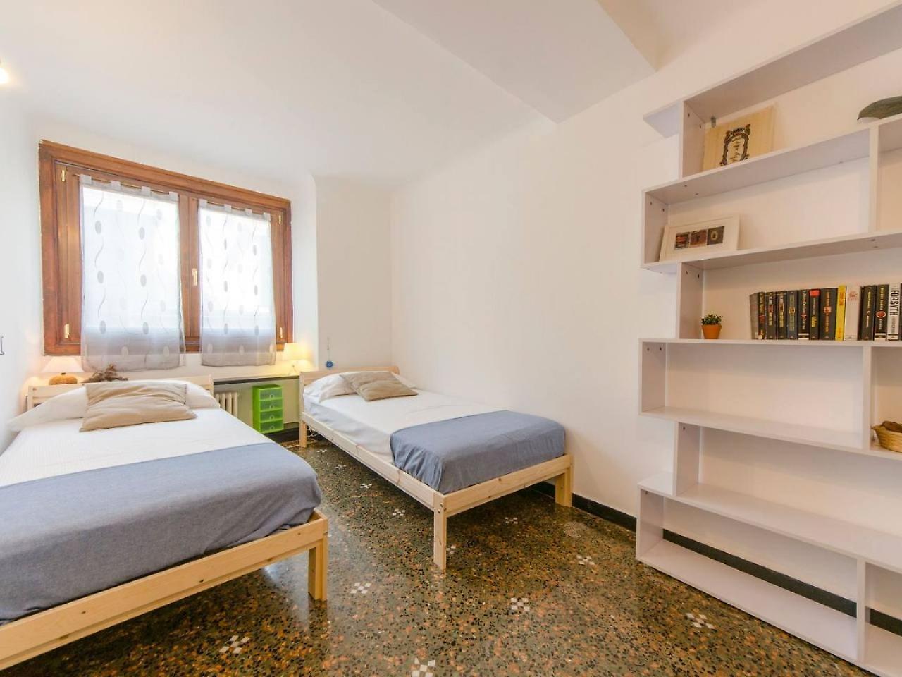 Joivy Colorful Flat For 5 Close To Piazza De Ferrari Genoa Bagian luar foto