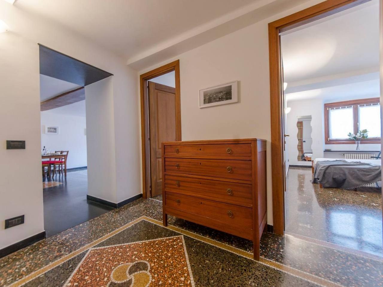 Joivy Colorful Flat For 5 Close To Piazza De Ferrari Genoa Bagian luar foto