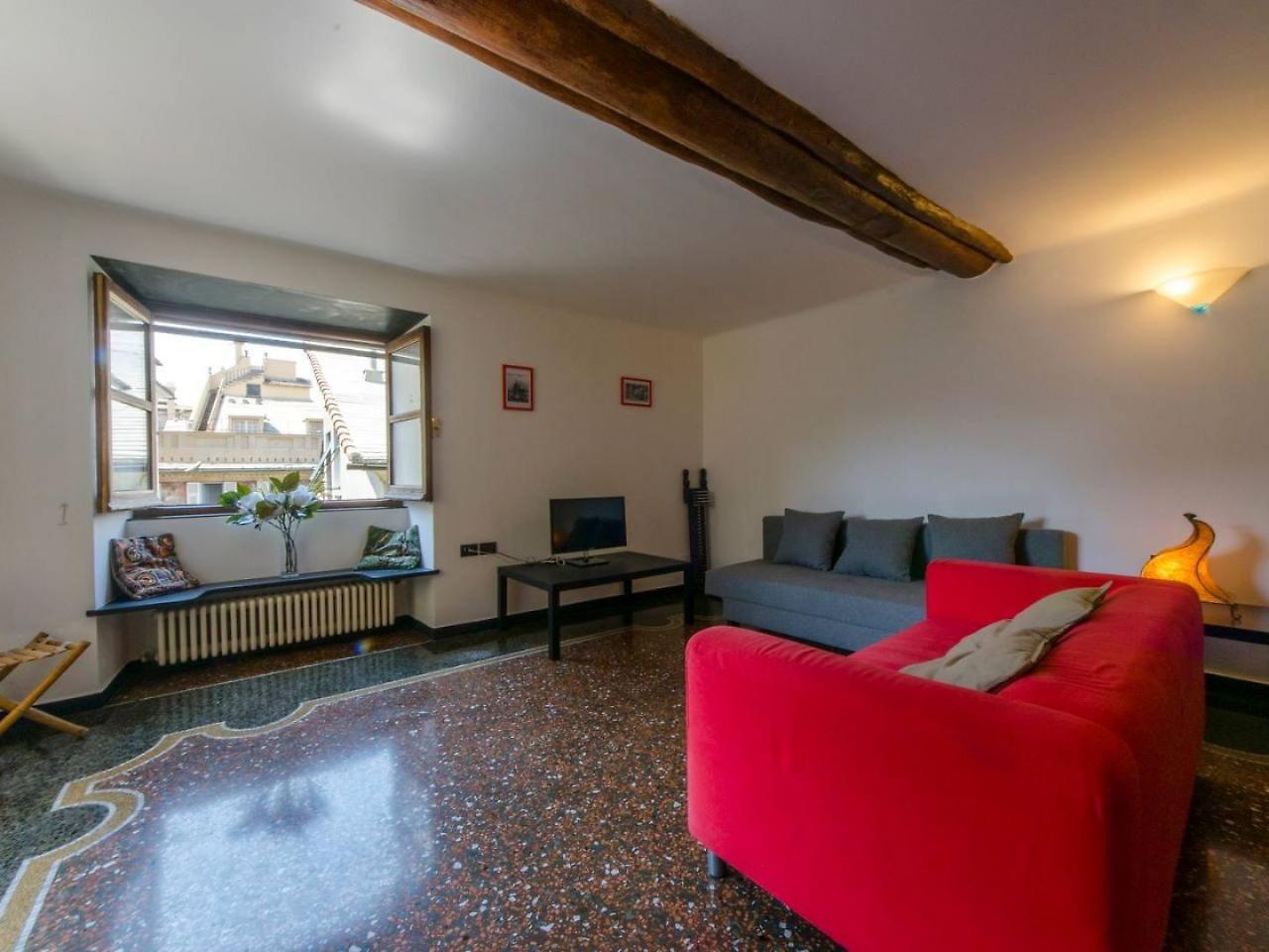 Joivy Colorful Flat For 5 Close To Piazza De Ferrari Genoa Bagian luar foto